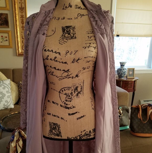 Fitted Lace Dress in Dusty Mauve - Picture 4 of 12